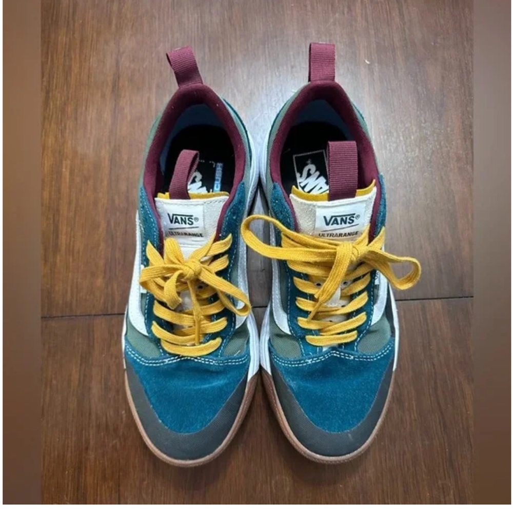 Vans Ultra Range Athletic shoes